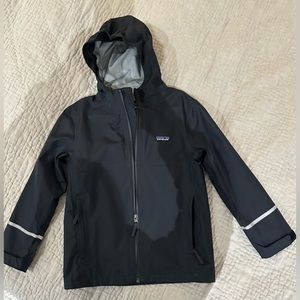 Patagonia, black Kids Torrentshell 3L Rain Jacket, size S 7-8.
